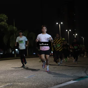 Runner Photo 5735445