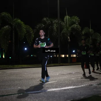 Runner Photo 5735454