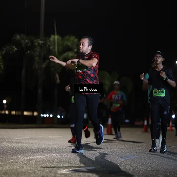 Runner Photo 5735475