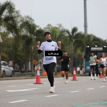 Runner Photo 5735663