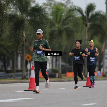 Runner Photo 5735728