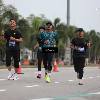 Runner Photo 5735793