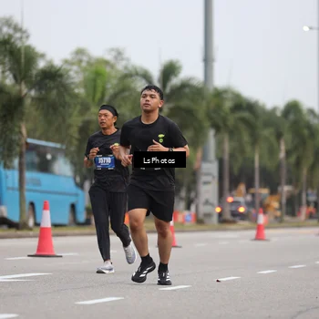 Runner Photo 5735800