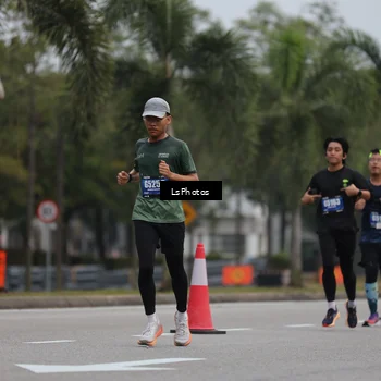 Runner Photo 5735858