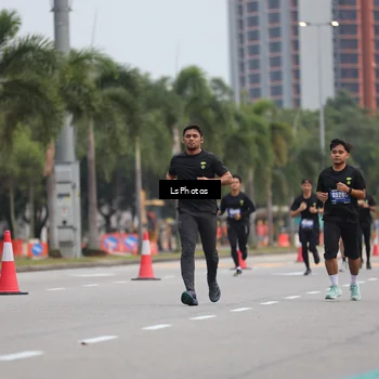 Runner Photo 5735873