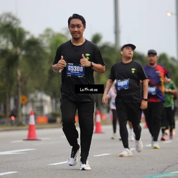 Runner Photo 5735957