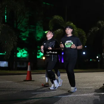 Runner Photo 5736003