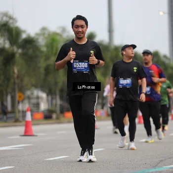 Runner Photo 5736009