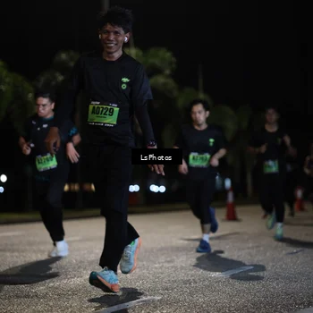 Runner Photo 5736039