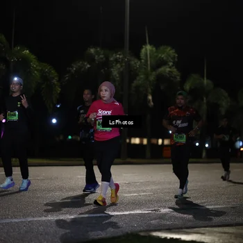 Runner Photo 5736078