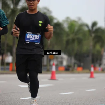 Runner Photo 5736107