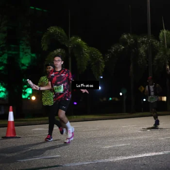Runner Photo 5736126