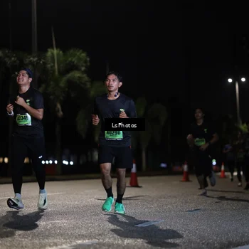 Runner Photo 5736137