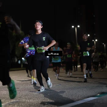 Runner Photo 5736138