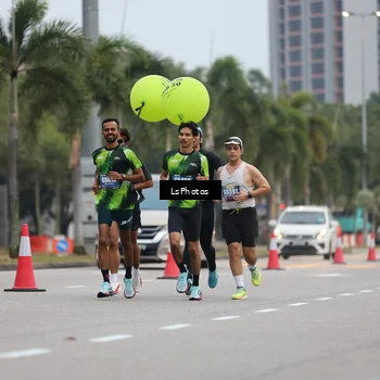 Runner Photo 5736146