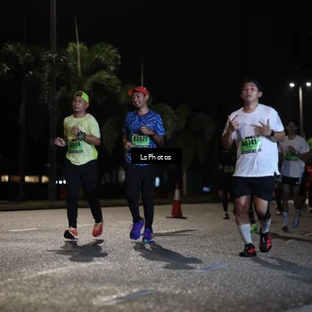 Runner Photo 5736201
