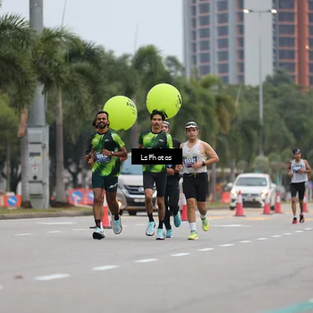 Runner Photo 5736222