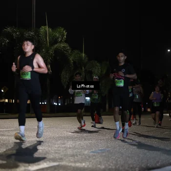 Runner Photo 5736230