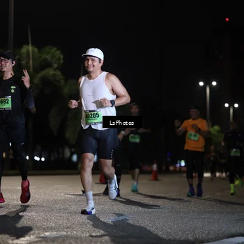 Runner Photo 5736235