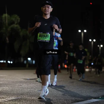 Runner Photo 5736244