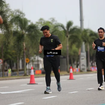 Runner Photo 5736245