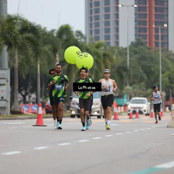 Runner Photo 5736300
