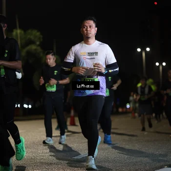 Runner Photo 5736302