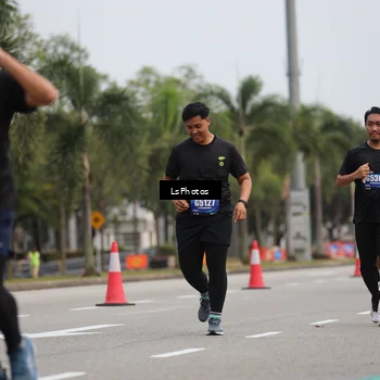 Runner Photo 5736325