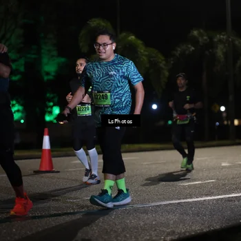 Runner Photo 5736330