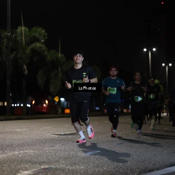 Runner Photo 5736342