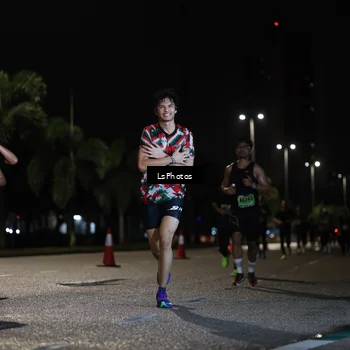 Runner Photo 5736344