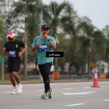 Runner Photo 5736359