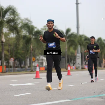 Runner Photo 5736379