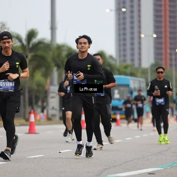 Runner Photo 5736381