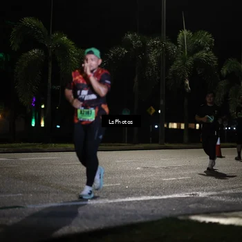 Runner Photo 5736424