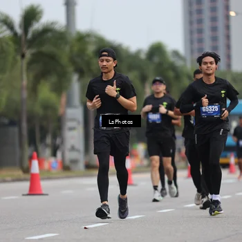 Runner Photo 5736430
