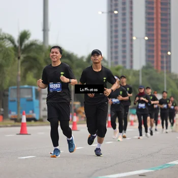 Runner Photo 5736432