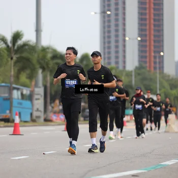 Runner Photo 5736456