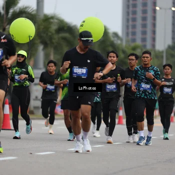 Runner Photo 5736470