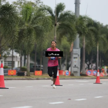 Runner Photo 5736473
