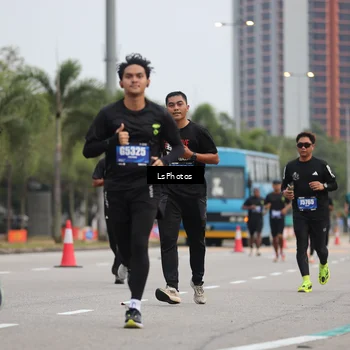 Runner Photo 5736479