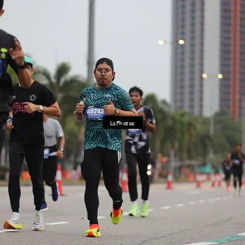 Runner Photo 5736481