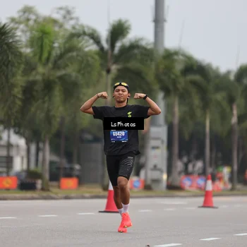 Runner Photo 5736489