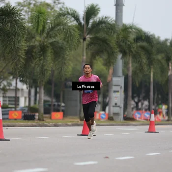 Runner Photo 5736517