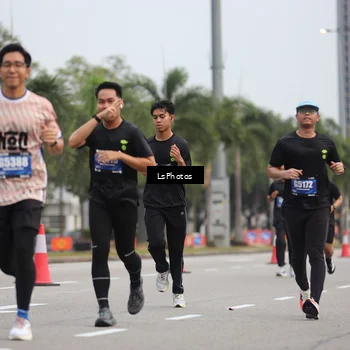 Runner Photo 5736524