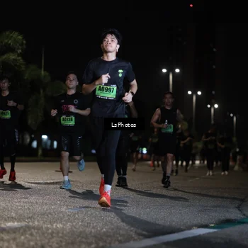 Runner Photo 5736545