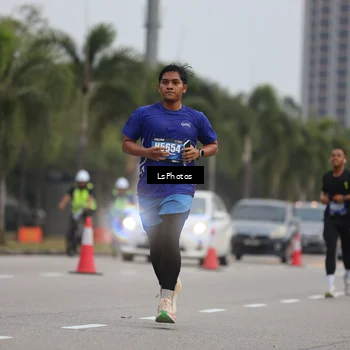 Runner Photo 5736602