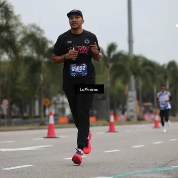 Runner Photo 5736657