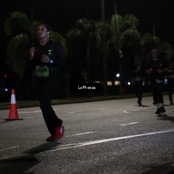 Runner Photo 5736659