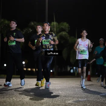 Runner Photo 5736759